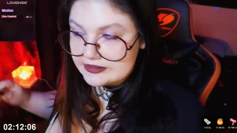 Luna online show from February 5, 1:38 pm