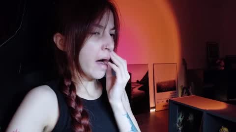 freak online show from June 10, 11:24 pm