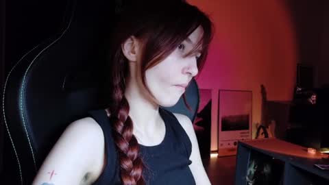 freak online show from June 11, 11:47 pm