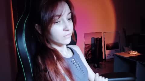 freak online show from June 28, 3:34 am