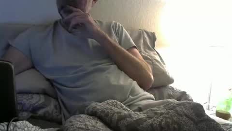 Snapshot of dealr9 chatting on December 28, 5:33 am dealr9 online show from December 28, 5:33 am