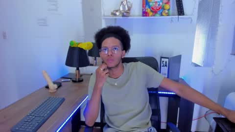 deamon_devil online show from November 18, 6:45 pm