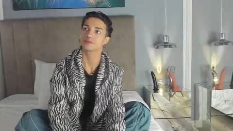 dean_scott online show from February 16, 11:38 am