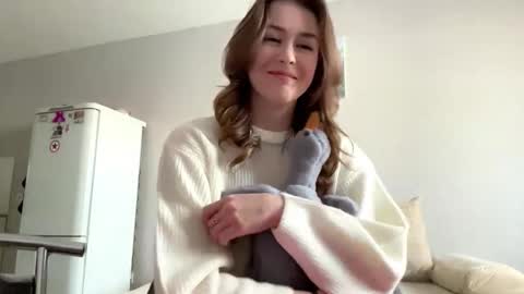 Elsa online show from January 13, 10:20 am