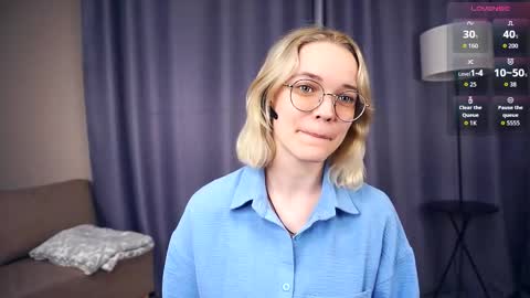 Charlie 18yo online show from September 10, 4:07 pm