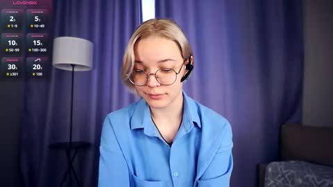 Charlie 18yo online show from September 27, 6:29 am
