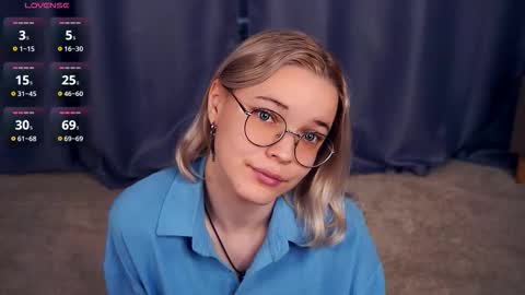 Charlie 18yo online show from October 7, 6:21 am