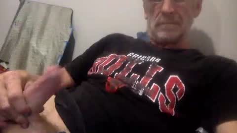 deanofflove221000 online show from October 5, 12:53 am