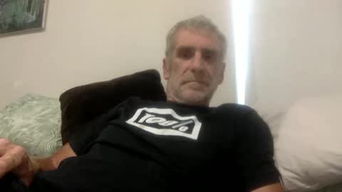 deanofflove221000 online show from November 23, 6:24 am