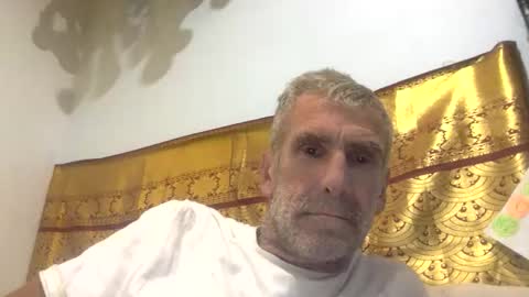 deanofflove221000 online show from March 1, 5:20 am