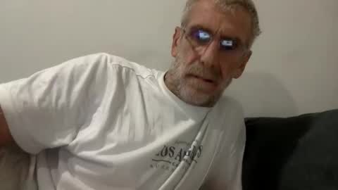 deanofflove221000 online show from March 3, 2:50 am