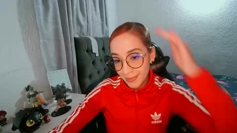 Snapshot of dear_juliet chatting on October 21, 11:05 pm Juliet online show from October 21, 11:05 pm