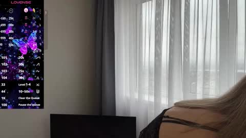 dear_neighbor online show from March 27, 10:48 am