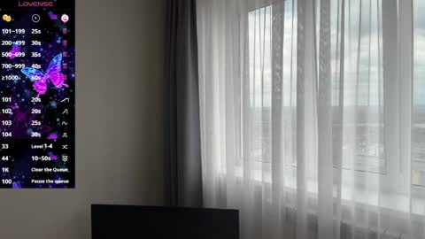 dear_neighbor online show from March 30, 12:17 pm