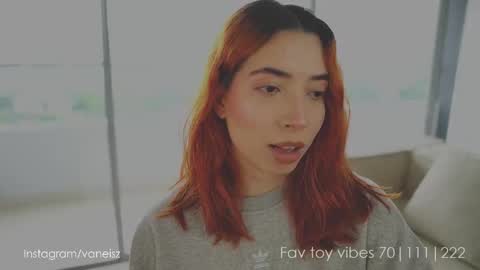 Snapshot of dearnina chatting on October 6, 2:36 pm NINA   30OFF online show from October 6, 2:36 pm