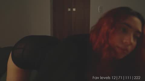 Snapshot of dearnina chatting on October 18, 11:55 am NINA   30OFF online show from October 18, 11:55 am