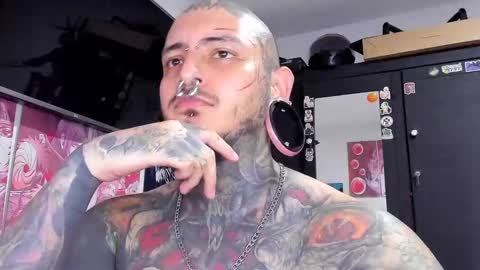    online show from December 9, 9:26 pm