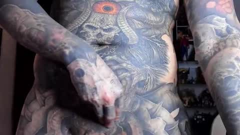    online show from December 22, 8:36 pm