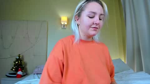 Debbie Mon Tue Fri Sun Sat GMT 3 1000am - 0400pm  online show from December 11, 6:52 pm