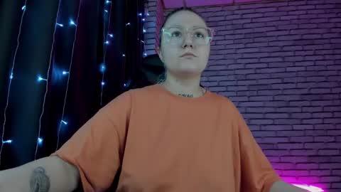 Debbie Mon Tue Fri Sun Sat GMT 3 1000am - 0400pm  online show from January 4, 3:17 pm