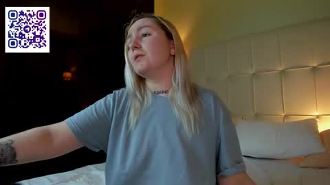 Debbie Mon Tue Fri Sun Sat GMT 3 1000am - 0400pm  online show from October 6, 4:59 pm