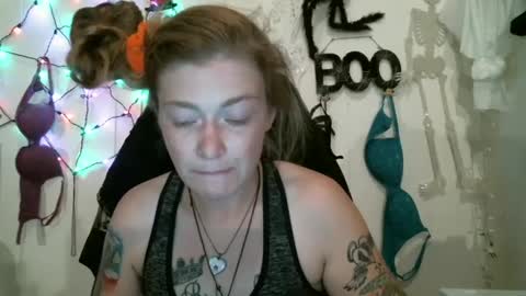 DEBBIE online show from October 10, 5:45 pm