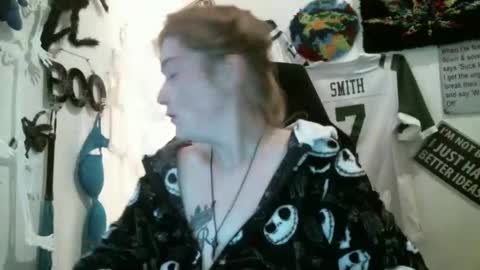 DEBBIE online show from October 15, 8:25 am