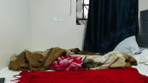 Snapshot of debbyslatter chatting on January 2, 2:46 pm debbyslatter online show from January 2, 2:46 pm