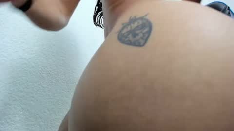 Snapshot of debora_brown_ chatting on February 13, 6:16 pm Dbora online show from February 13, 6:16 pm