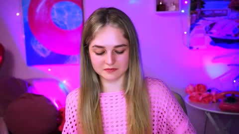 Debora online show from March 5, 8:21 pm