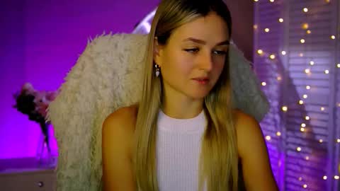 Debora online show from November 22, 4:44 am