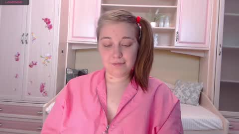 debramust online show from December 22, 4:48 pm