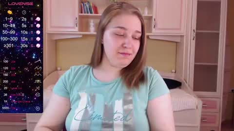 debramust online show from February 18, 7:19 pm