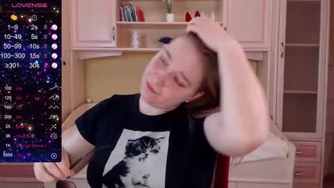 debramust online show from February 21, 7:43 pm