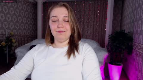 debramust online show from March 12, 9:03 pm