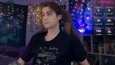 Snapshot of debugmee chatting on February 13, 12:56 pm Samuel online show from February 13, 12:56 pm