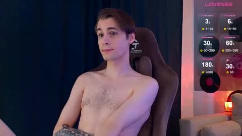 Snapshot of debugmee chatting on March 2, 7:15 am Samuel online show from March 2, 7:15 am