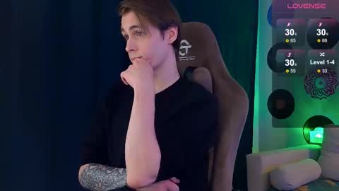 Snapshot of debugmee chatting on March 9, 3:05 pm Samuel online show from March 9, 3:05 pm