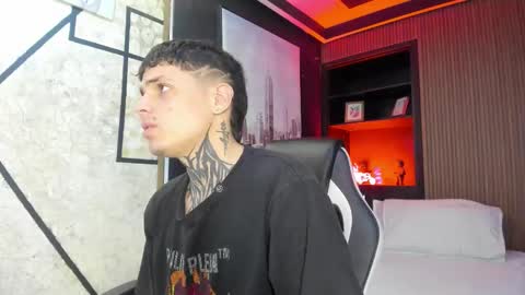 declan_fox online show from September 28, 3:56 am