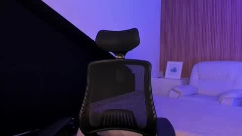 declan_fox online show from October 11, 1:42 pm