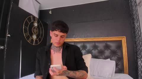 declan_fox online show from October 22, 4:51 pm