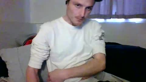 Snapshot of dee4dayz19 chatting on April 14, 12:16 am Dee4dayz online show from April 14, 12:16 am