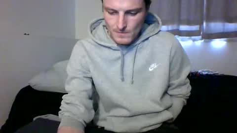Snapshot of dee4dayz19 chatting on April 17, 8:45 pm Dee4dayz online show from April 17, 8:45 pm
