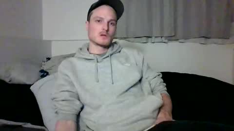 Snapshot of dee4dayz19 chatting on April 23, 1:29 am Dee4dayz online show from April 23, 1:29 am