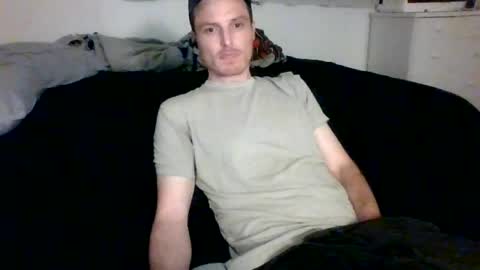Snapshot of dee4dayz19 chatting on July 1, 2:57 am Dee4dayz online show from July 1, 2:57 am