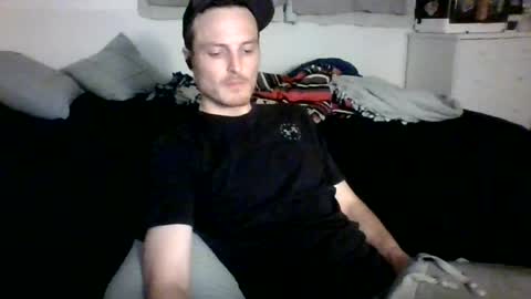 Snapshot of dee4dayz19 chatting on July 5, 1:23 am Dee4dayz online show from July 5, 1:23 am