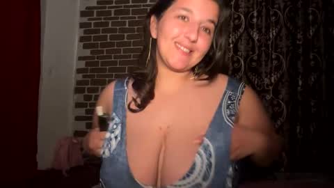 Snapshot of deeasky chatting on March 6, 9:55 pm SassyNove online show from March 6, 9:55 pm