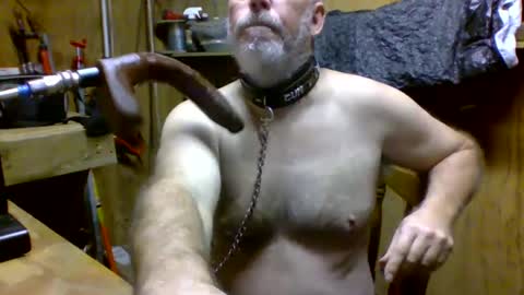 Deepthroat My Big Dildos online show from December 9, 10:20 pm