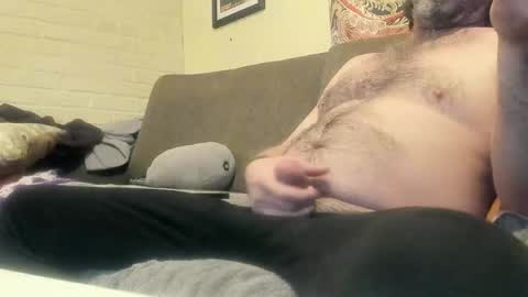 Snapshot of deeznutz343 chatting on December 23, 9:51 am Deez Nutz online show from December 23, 9:51 am