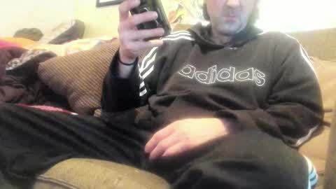 Snapshot of deeznutz343 chatting on February 24, 9:35 pm Deez Nutz online show from February 24, 9:35 pm